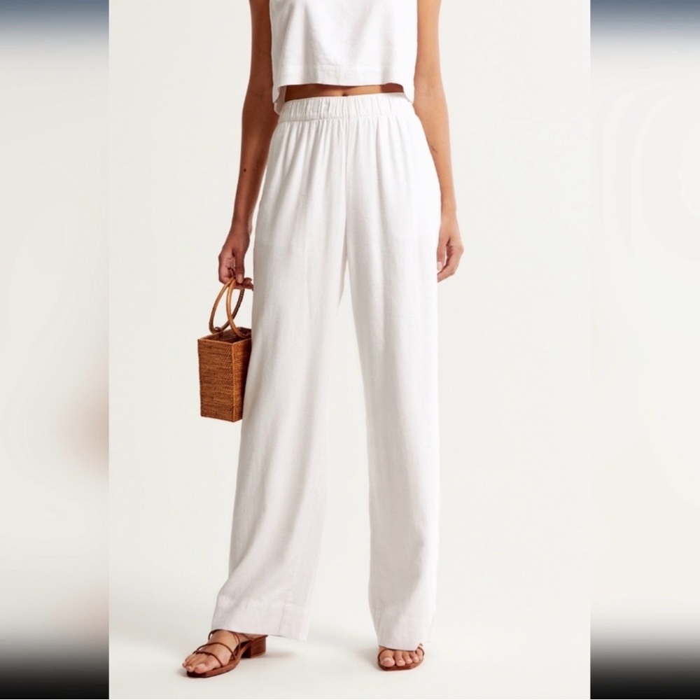 Abercrombie & Fitch White Linen Pull-On Pants